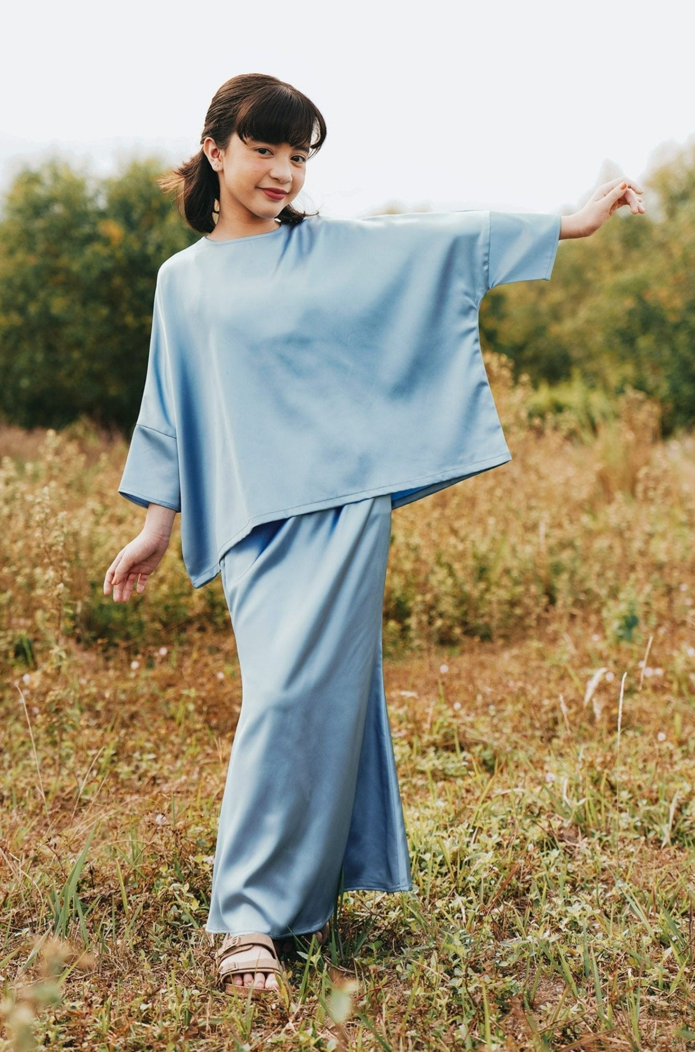 The Shawwal Collection Girl Kaftan Set Pigeon Blue Satin - Umbi