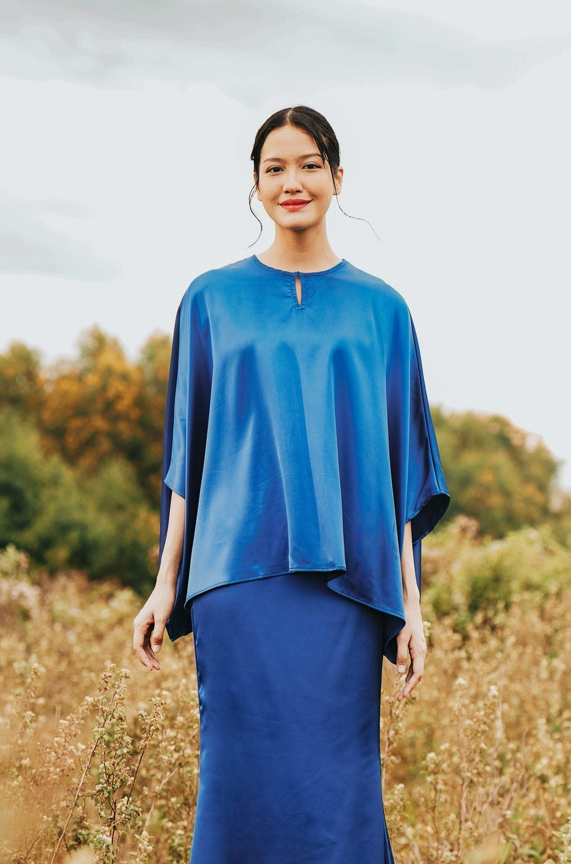 The Shawwal Collection Women Kaftan Blouse Royal Blue Satin - Umbi