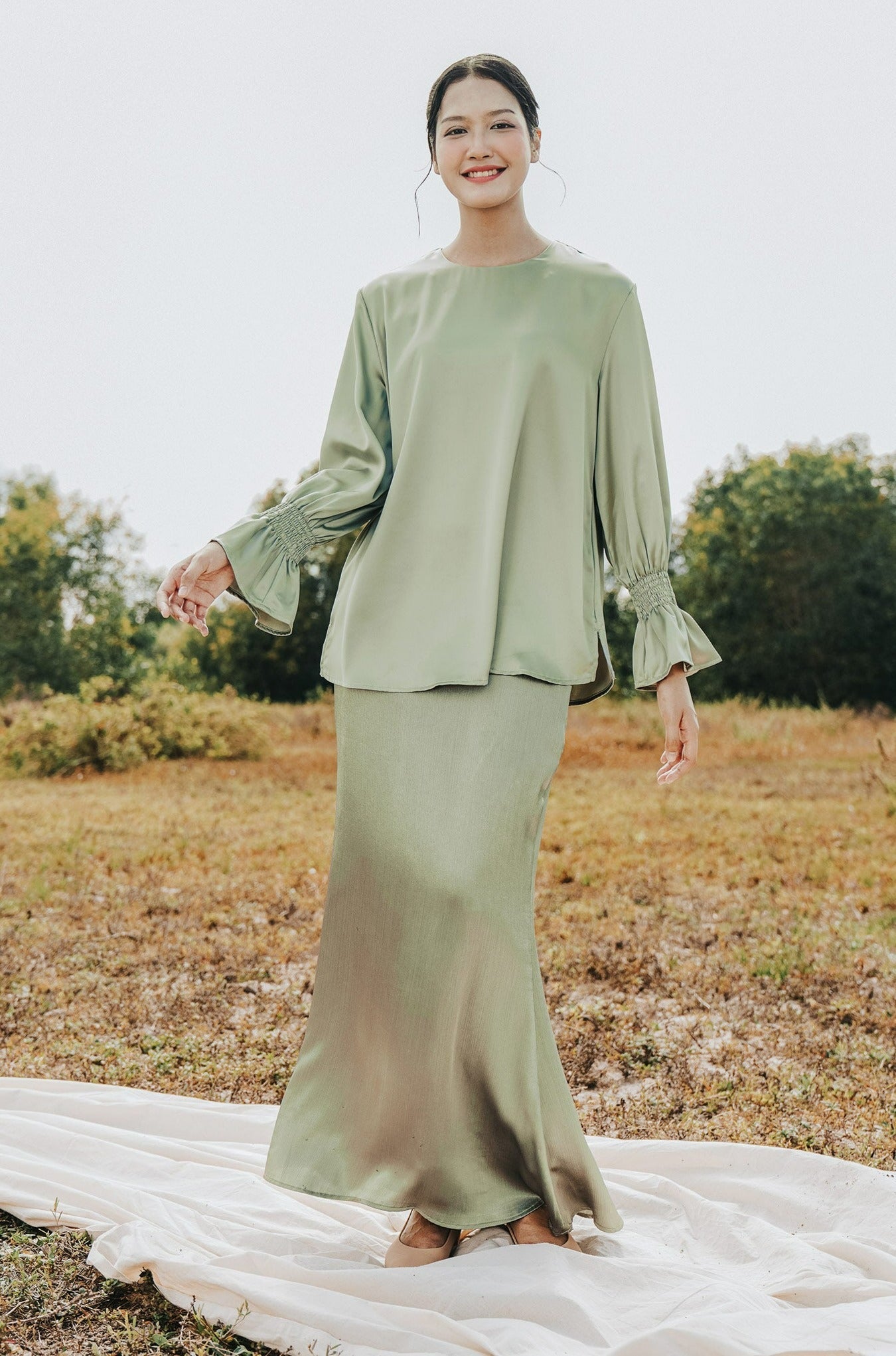 The Shawwal Collection Women Mermaid Skirt Matcha Green Satin - Umbi