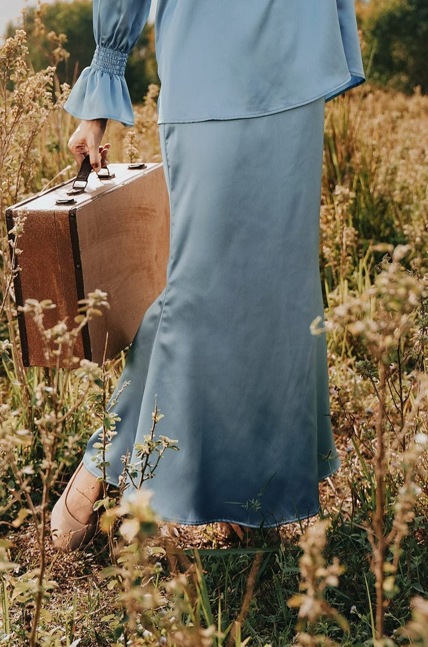 The Shawwal Collection Women Mermaid Skirt Pigeon Blue Satin - Umbi