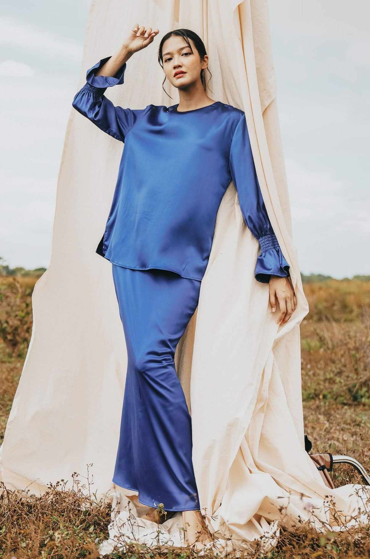 The Shawwal Collection Women Mermaid Skirt Royal Blue Satin - Umbi