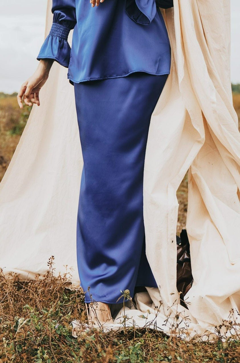 The Shawwal Collection Women Mermaid Skirt Royal Blue Satin - Umbi