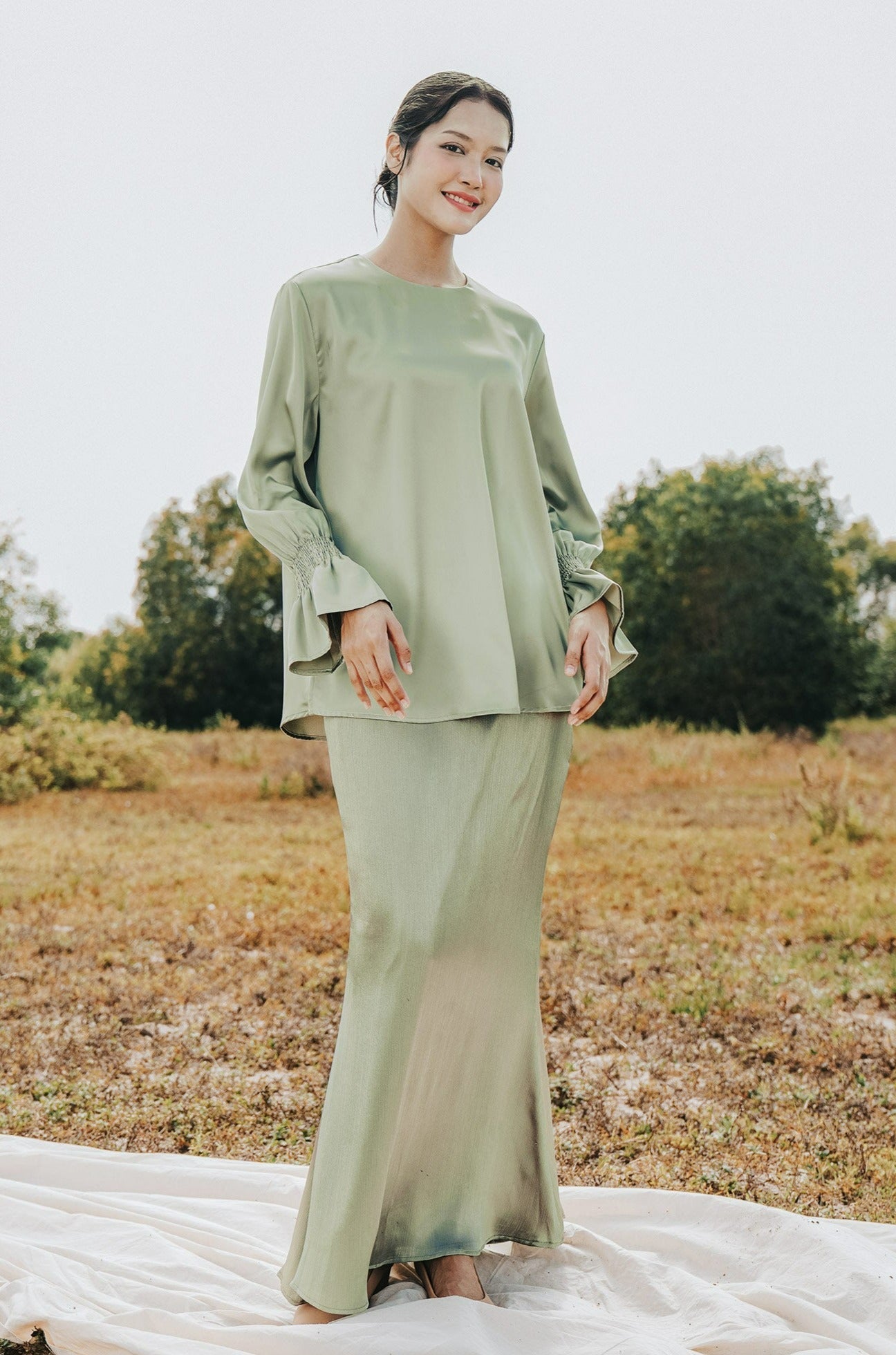 The Shawwal Collection Women Ruffle Sleeves Blouse Matcha Green Satin - Umbi