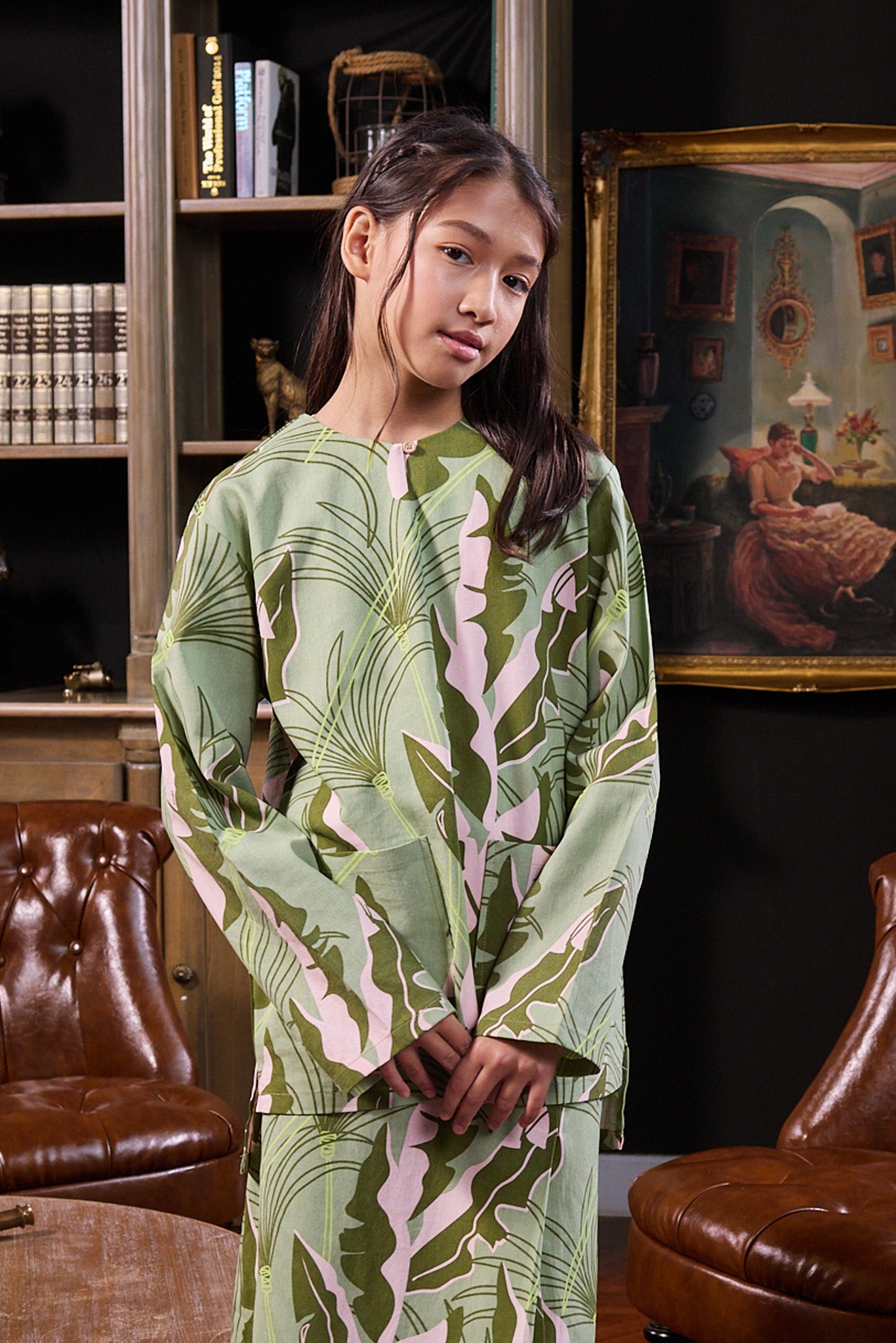 The Warisan Raya Girl Kurung Top Estate Print