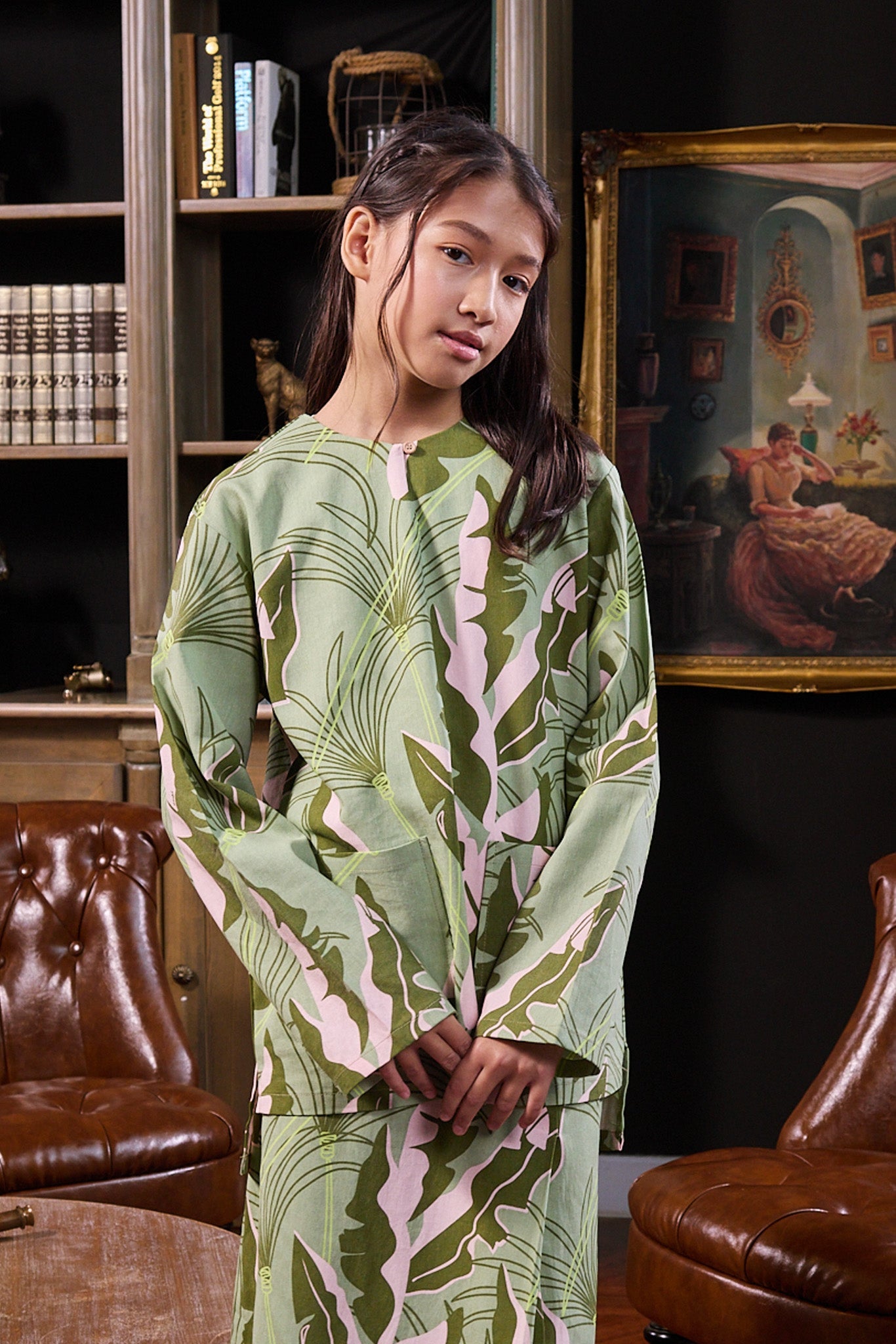 The Warisan Raya Girl Kurung Top Estate Print - Umbi