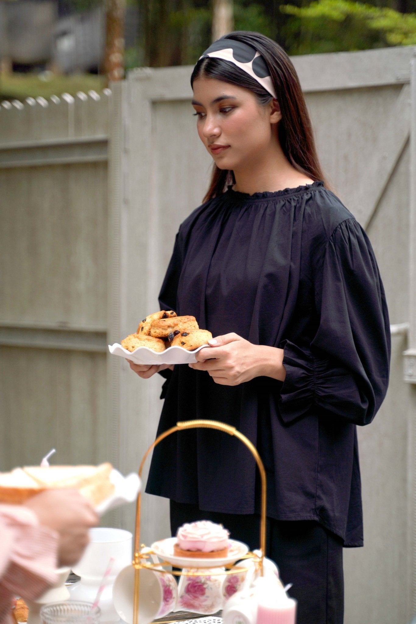 Women Dinah Blouse in Black - Umbi
