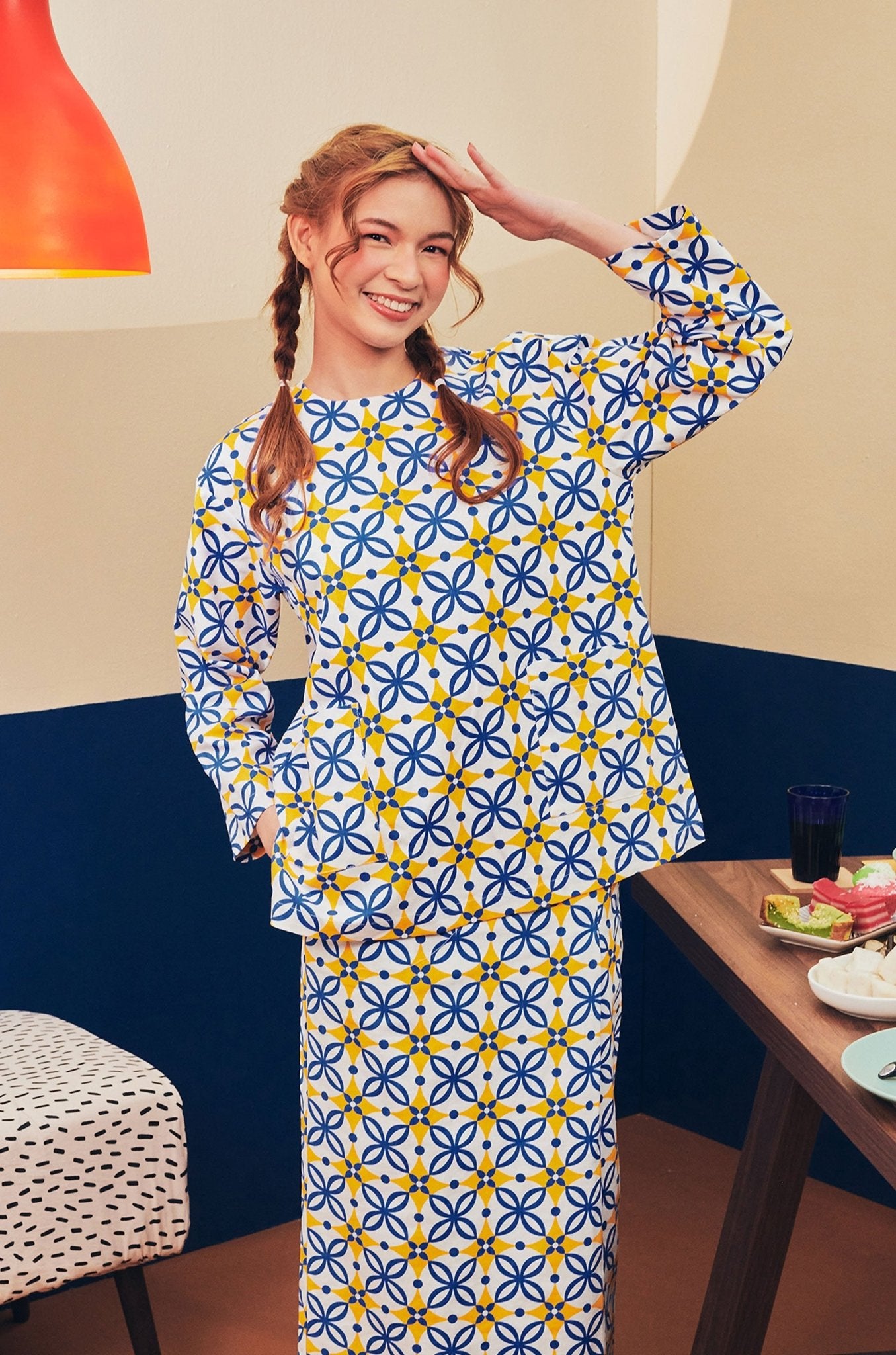 Women Pair Pockets Boxy Blouse Popcorn Print - Umbi