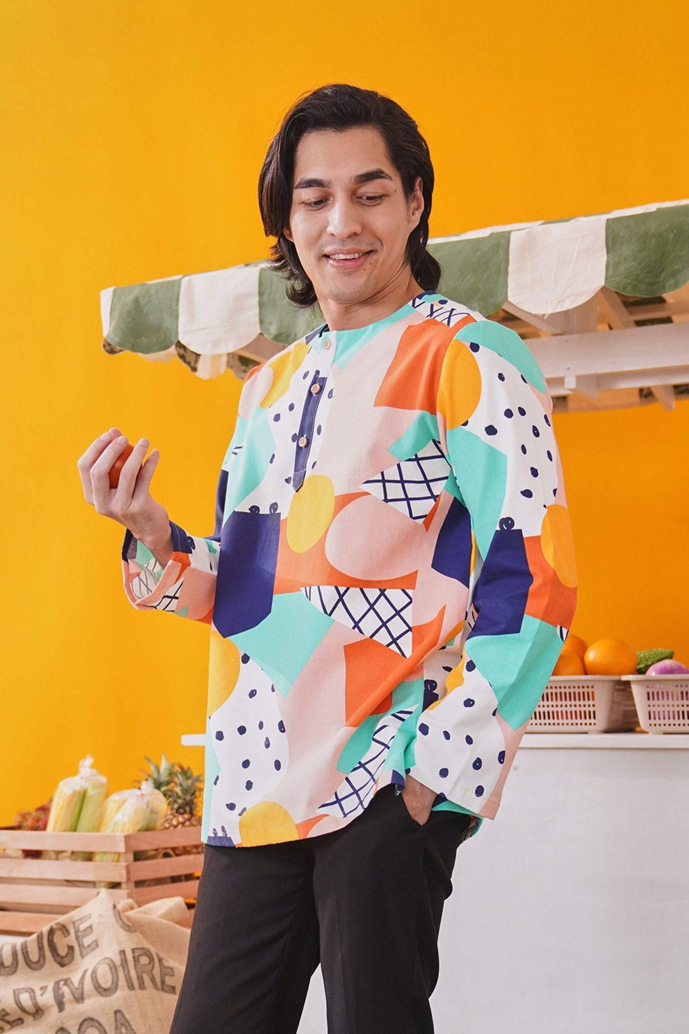 At The Market Collection Men Kurta Fruit Punch Print - Umbi