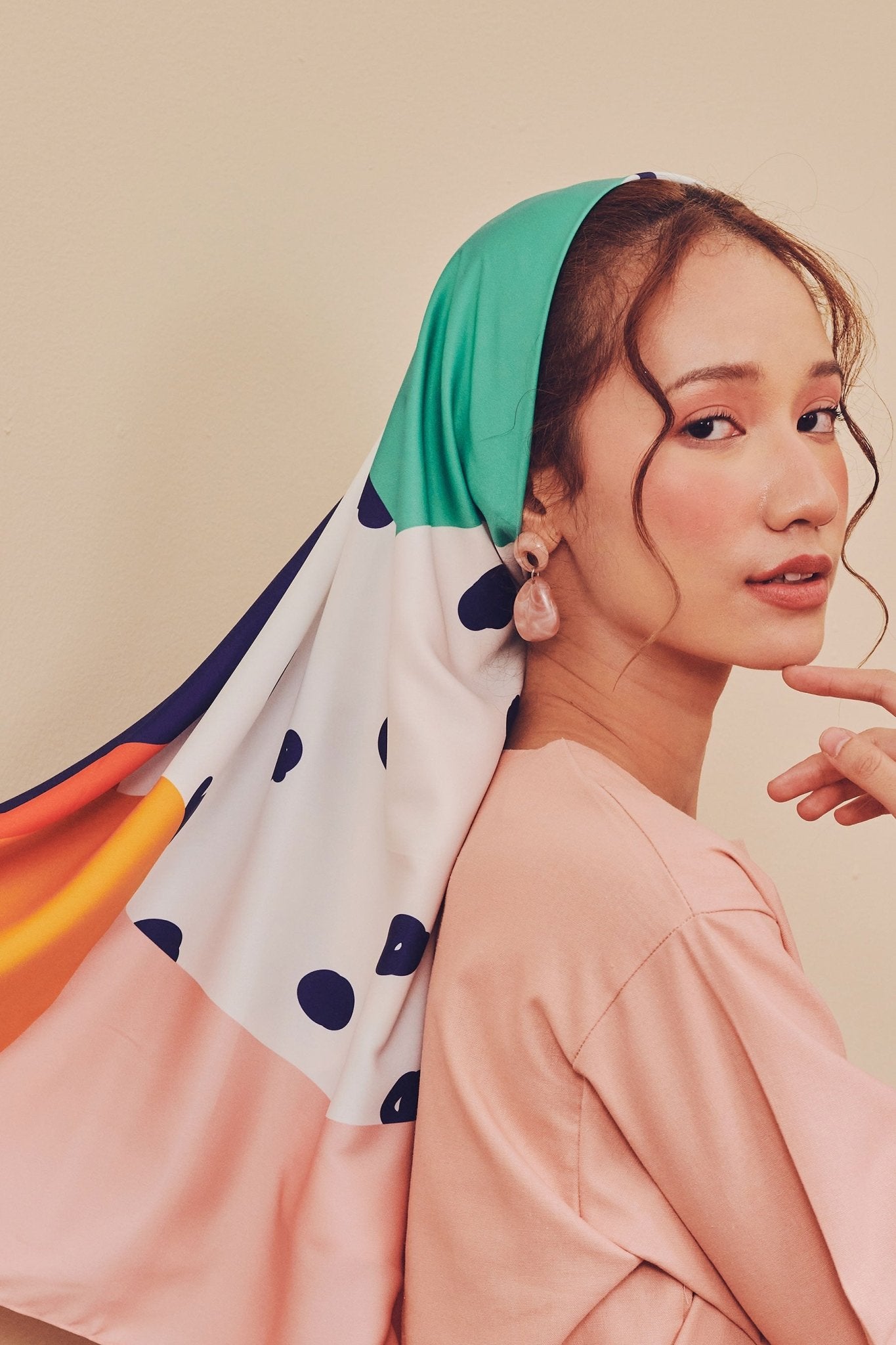 At The Market Collection Square Scarf Fruit Punch - Umbi