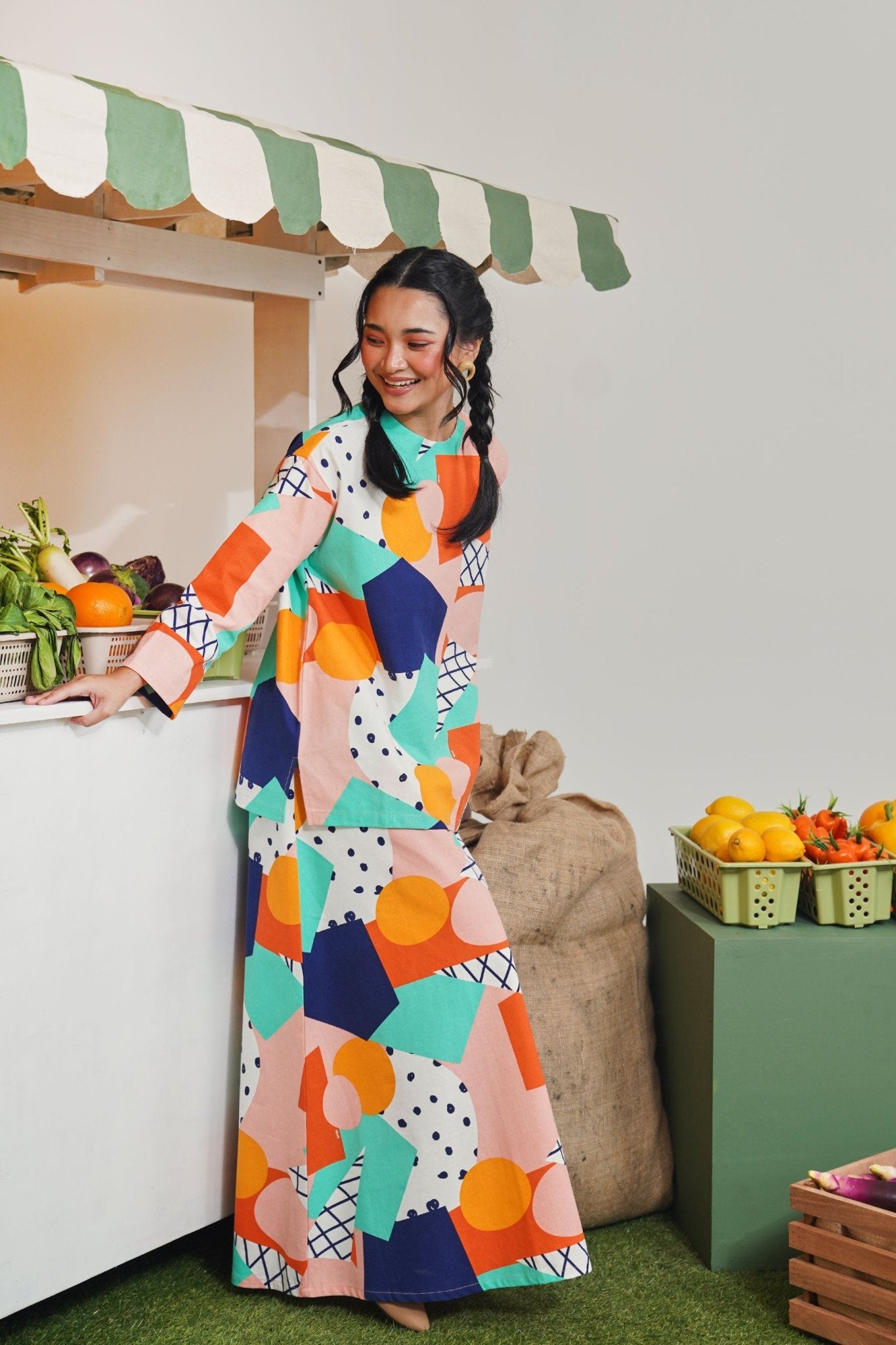 At The Market Collection Women Flare Skirt Fruit Punch Print - Umbi
