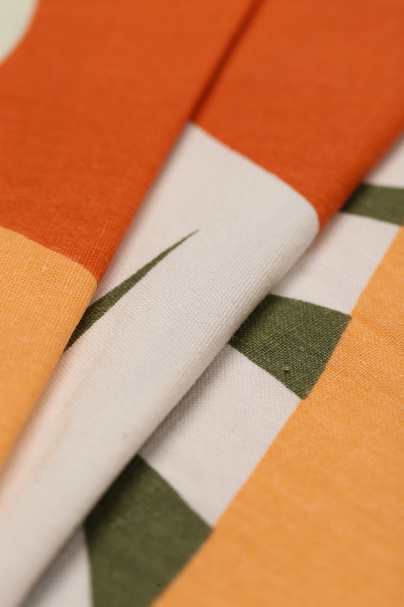 At The Market Fabric Sunflower Print - Umbi