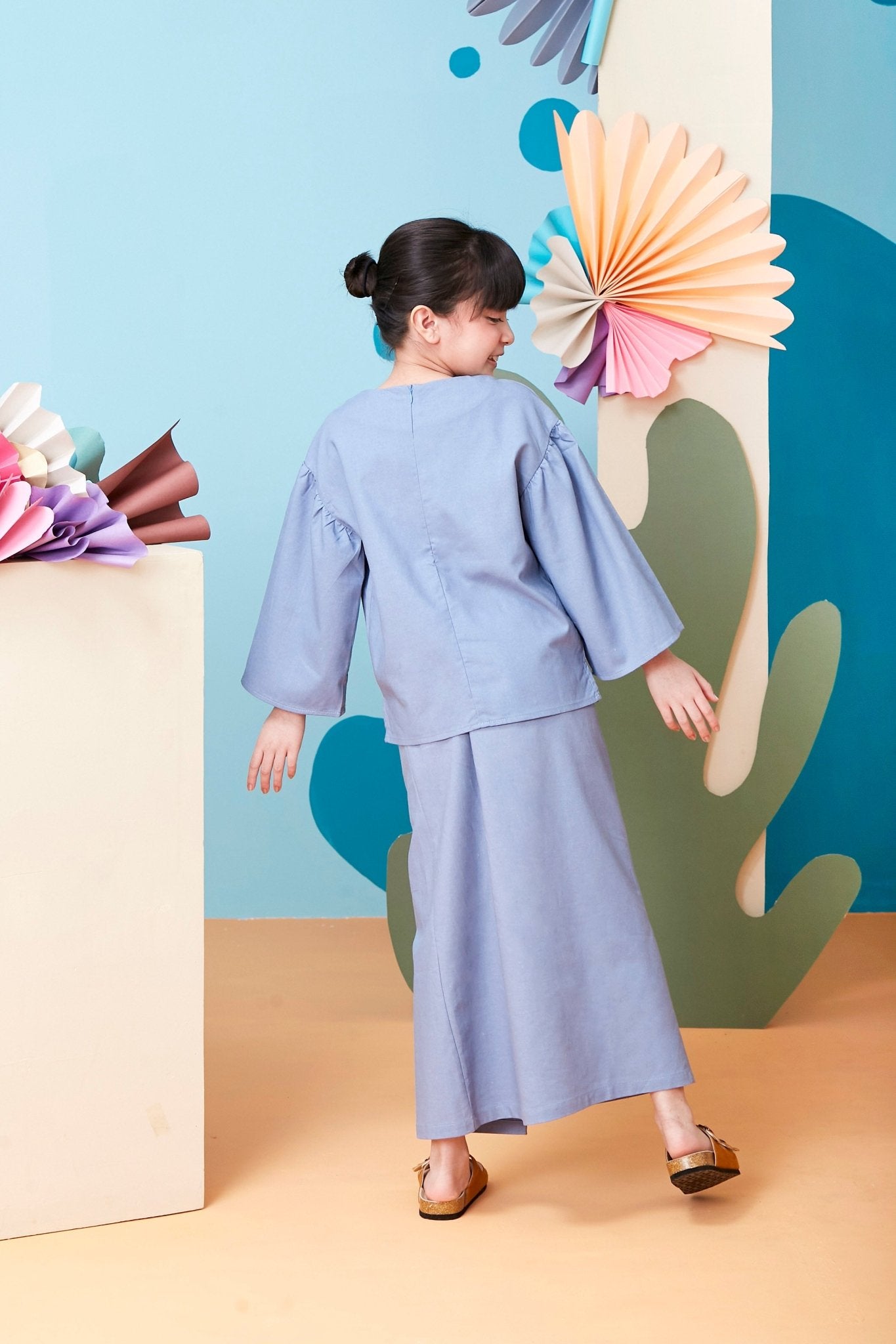 The Coral Flare Blouse Pigeon Blue - Umbi