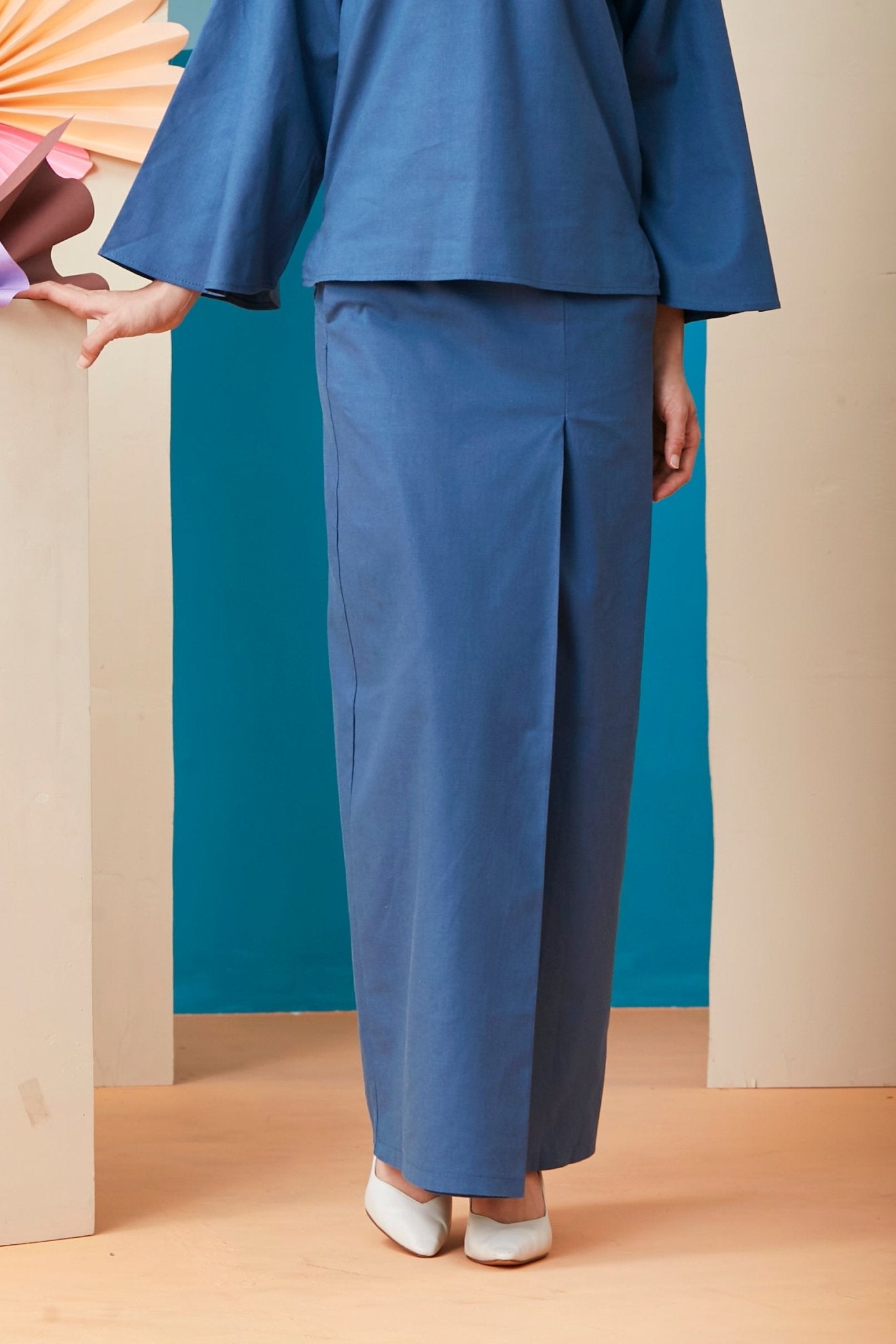 The Coral Women Classic Skirt Steel Blue - Umbi