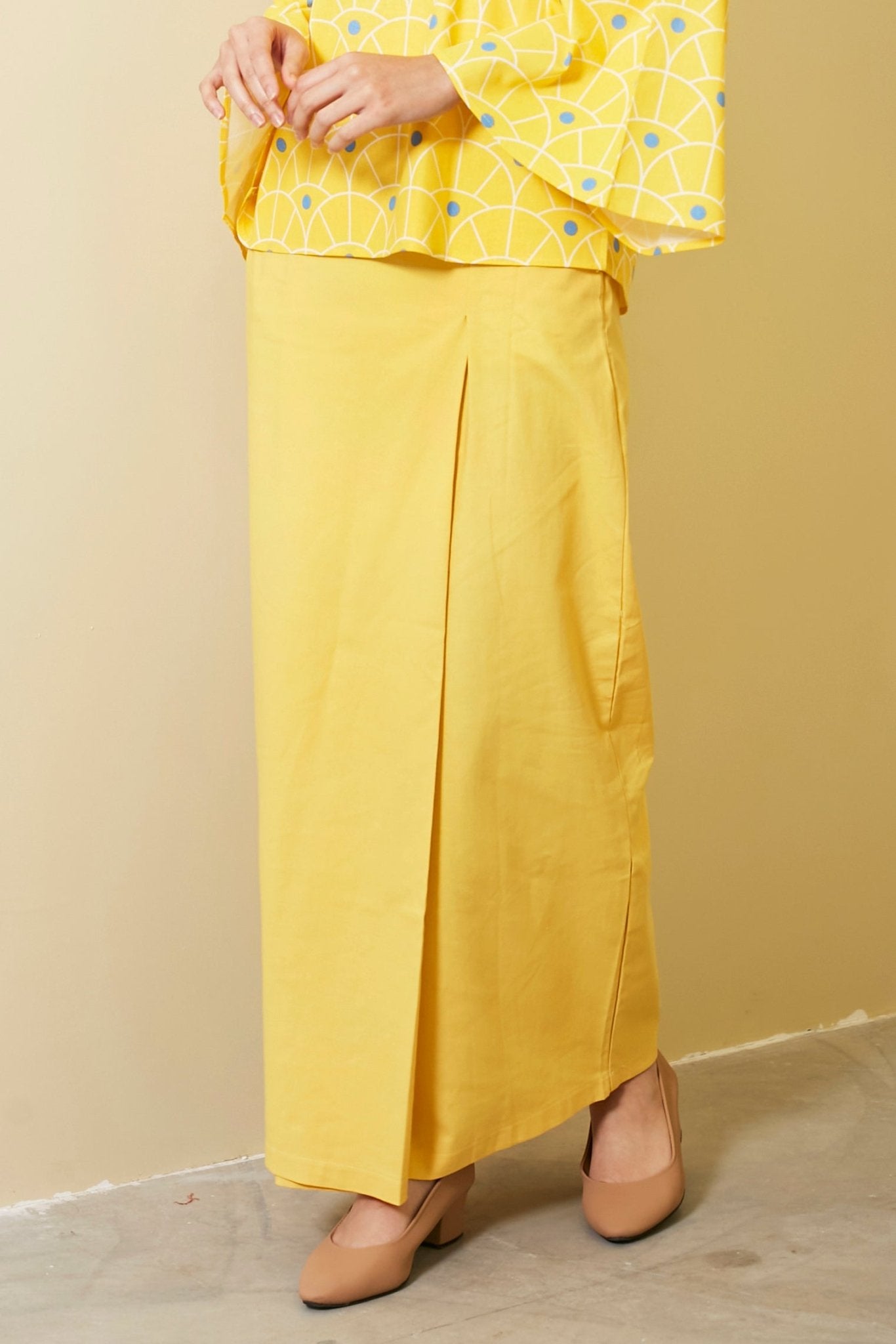The Meriah Women Classic Skirt Yellow - Umbi