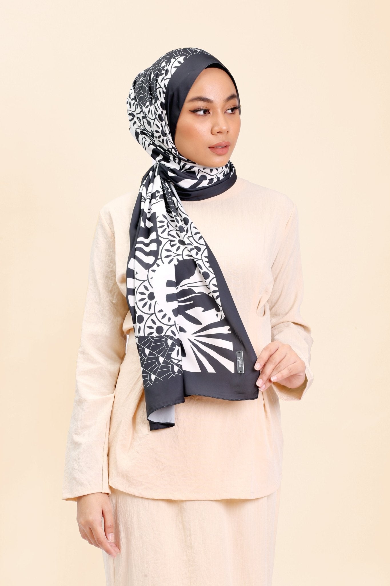 The Selesa Shawl Semenanjung Print - Umbi